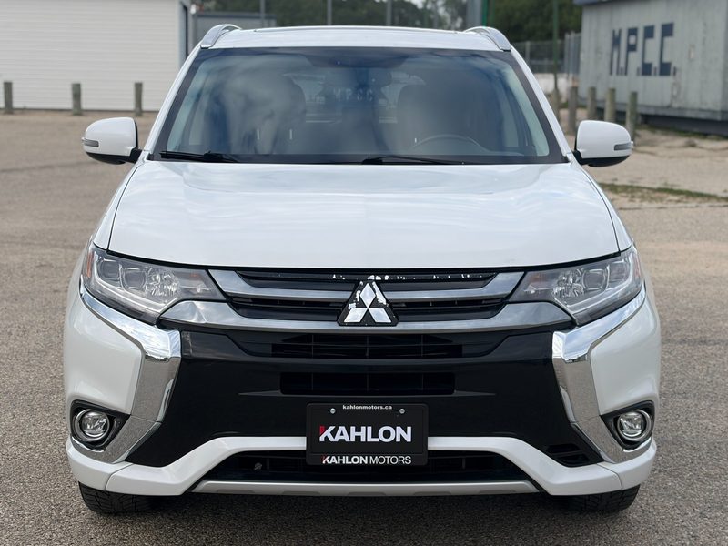 2018 MITSUBISHI OUTLANDER PHEV SE TOURING | One Owner | No Accidents — photo 7