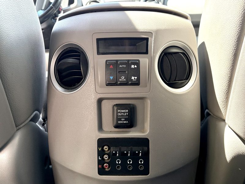 2015 HONDA PILOT EX-L AWD | Rear Entertainment | One Owner | No Accidents | 2 Sets of Tires — photo 21
