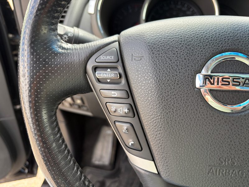 2014 NISSAN MURANO Platinum | No Accidents | Local  — photo 17