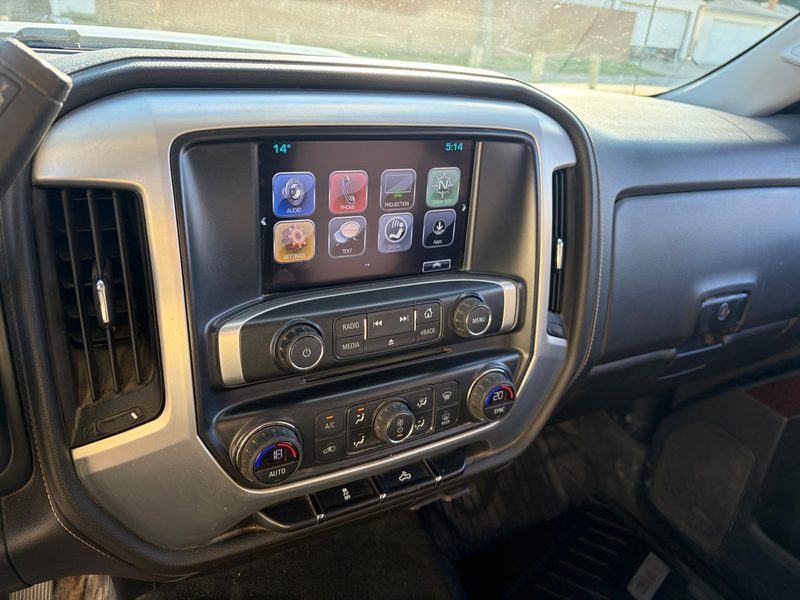 2017 GMC SIERRA 2500HD SLE 6.0L V8 | Local Truck — photo 11