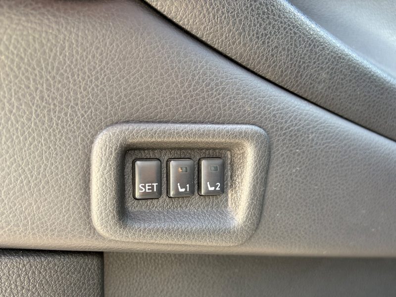 2014 NISSAN MURANO Platinum | No Accidents | Local  — photo 28