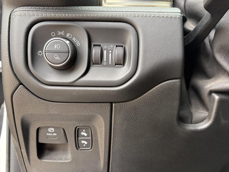2019 RAM 1500 Limited | New Engine | by Dodge Dealer — photo 12