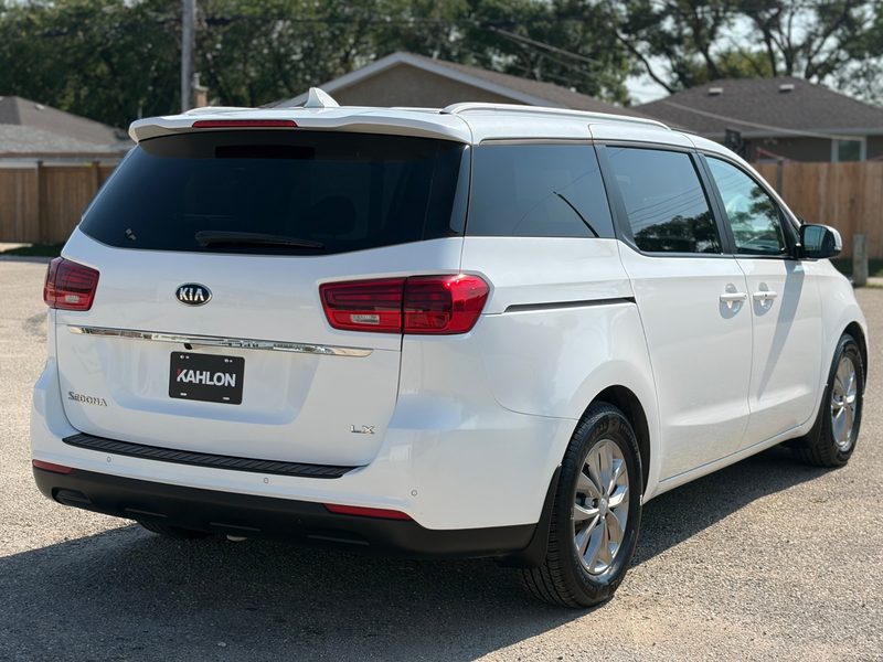2020 KIA SEDONA LX+ | Power Doors | Heated Seats | 8 Passenger  — photo 5