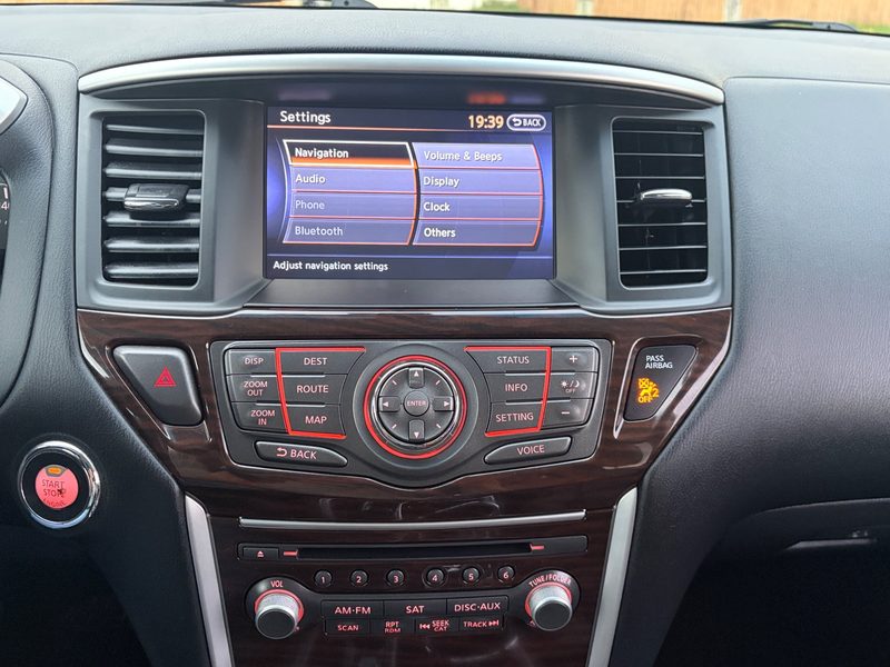 2014 NISSAN PATHFINDER SL 4WD | Leather | Remote Start — photo 17