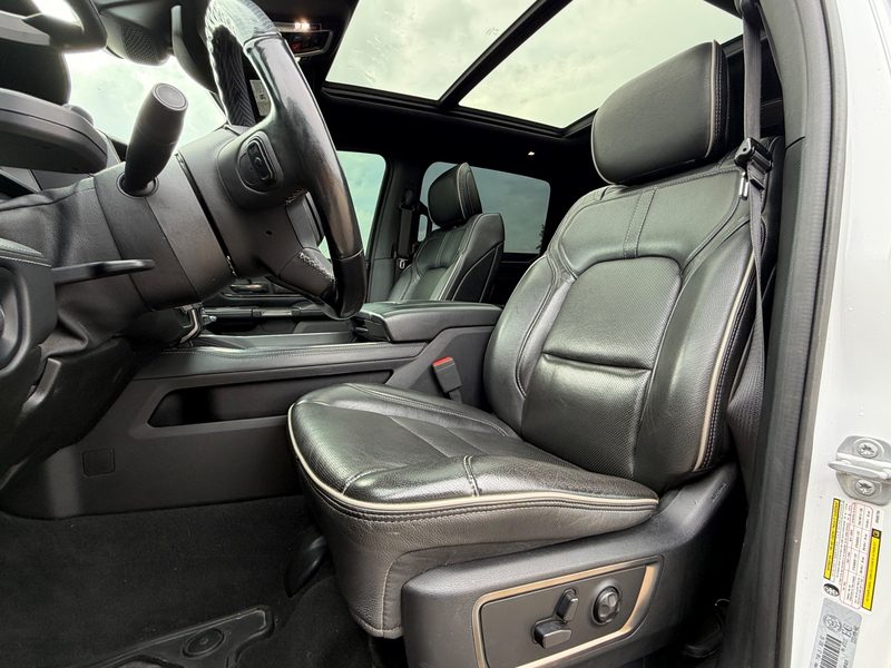2019 RAM 1500 Limited | New Engine | by Dodge Dealer — photo 9