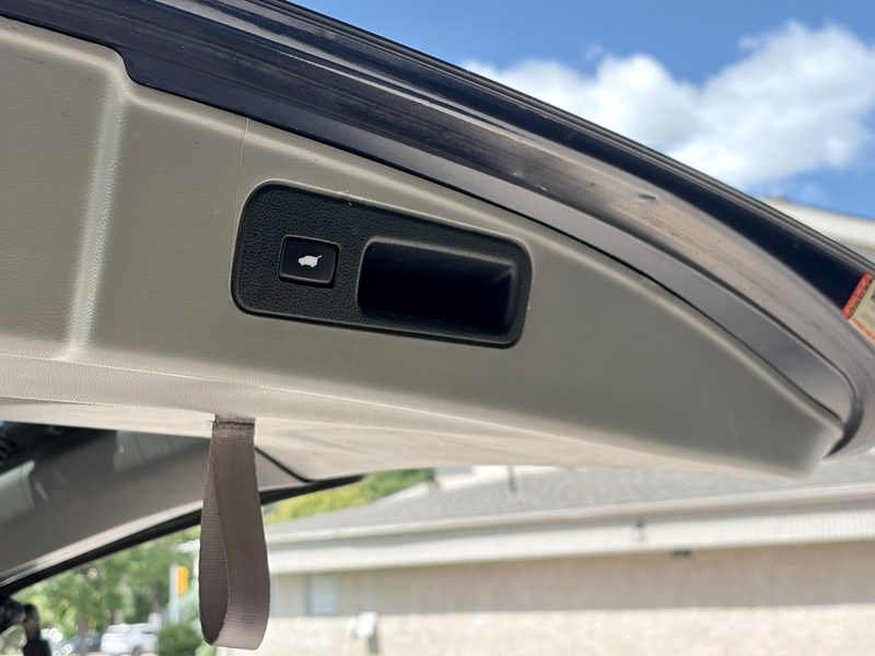 2015 HONDA PILOT EX-L AWD | Rear Entertainment | One Owner | No Accidents | 2 Sets of Tires — photo 25