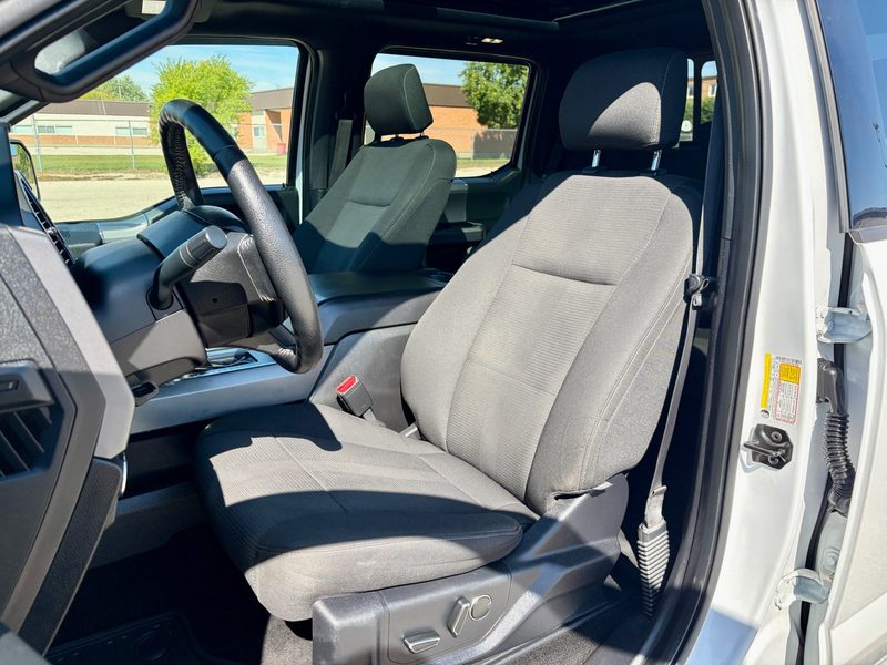 2015 FORD F-150 XLT FX4 | 3.5L EcoBoost | BC Vehicle | 8-Inch Screen — photo 11