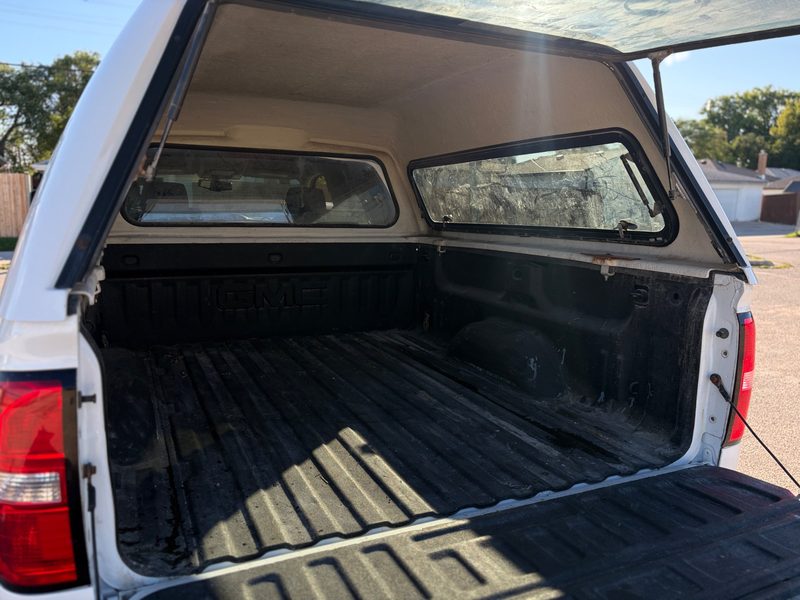2017 GMC SIERRA 2500HD SLE 6.0L V8 | Local Truck — photo 4