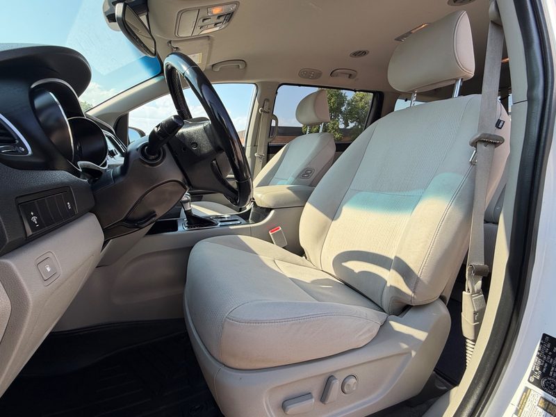 2020 KIA SEDONA LX+ | Power Doors | Heated Seats | 8 Passenger  — photo 10