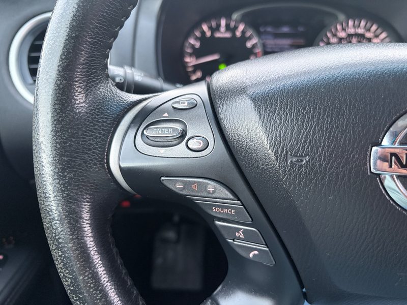 2014 NISSAN PATHFINDER SL 4WD | Leather | Remote Start — photo 22
