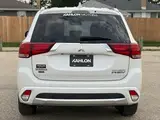2018 MITSUBISHI OUTLANDER PHEV SE TOURING | One Owner | No Accidents — photo 4