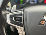 2018 MITSUBISHI OUTLANDER PHEV SE TOURING | One Owner | No Accidents — photo 17